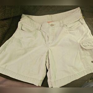 The North Face AU5T style cargo shorts